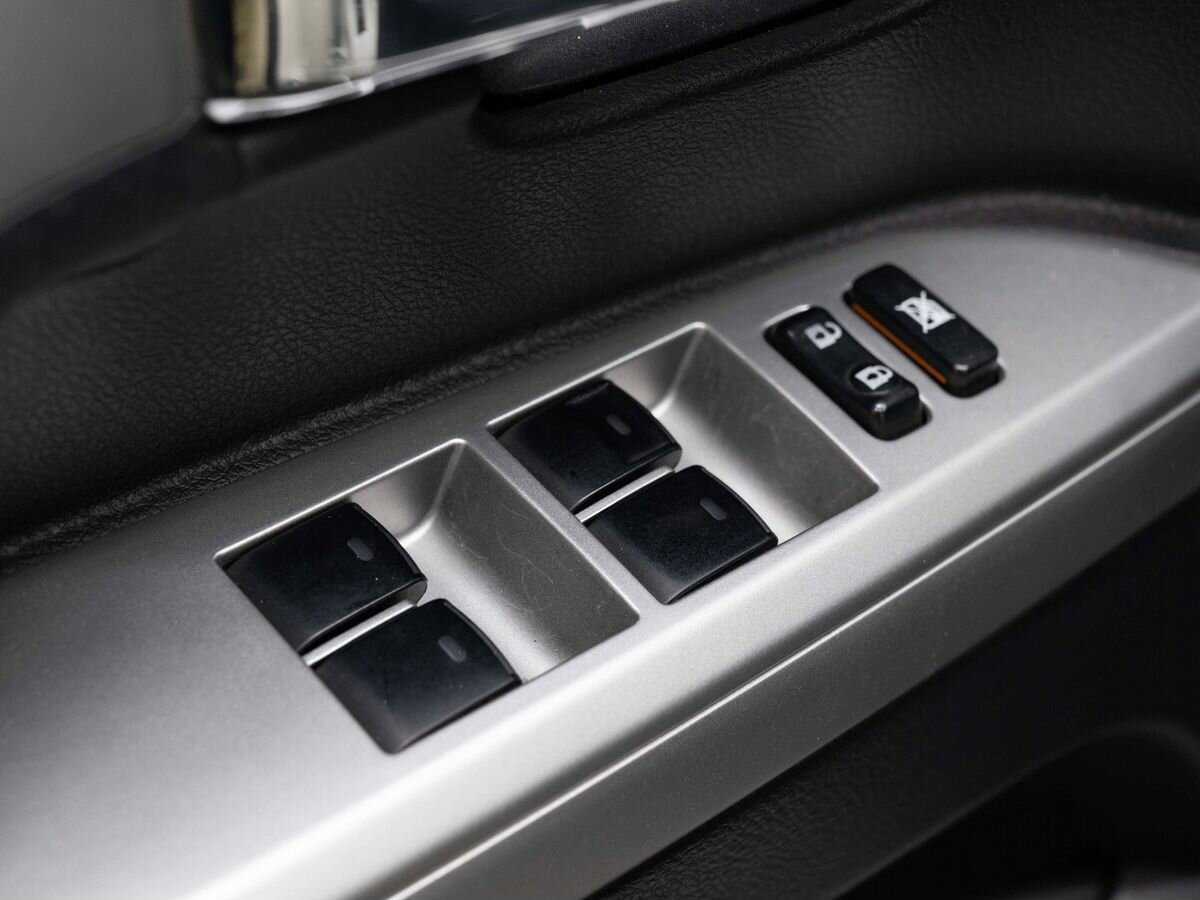 Toyota Land Cruiser 2013 года с пробегом. Фото: #23