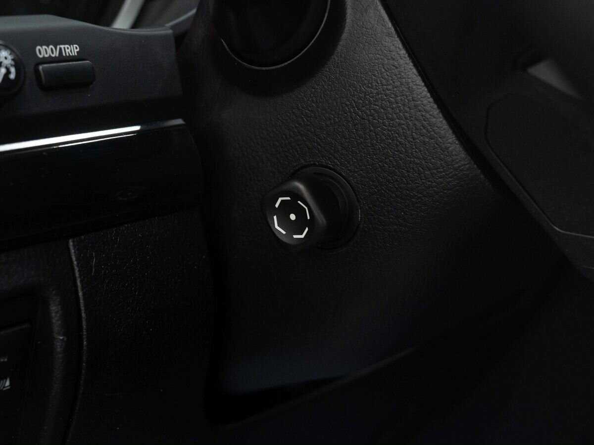 Toyota Land Cruiser 2013 года с пробегом. Фото: #26