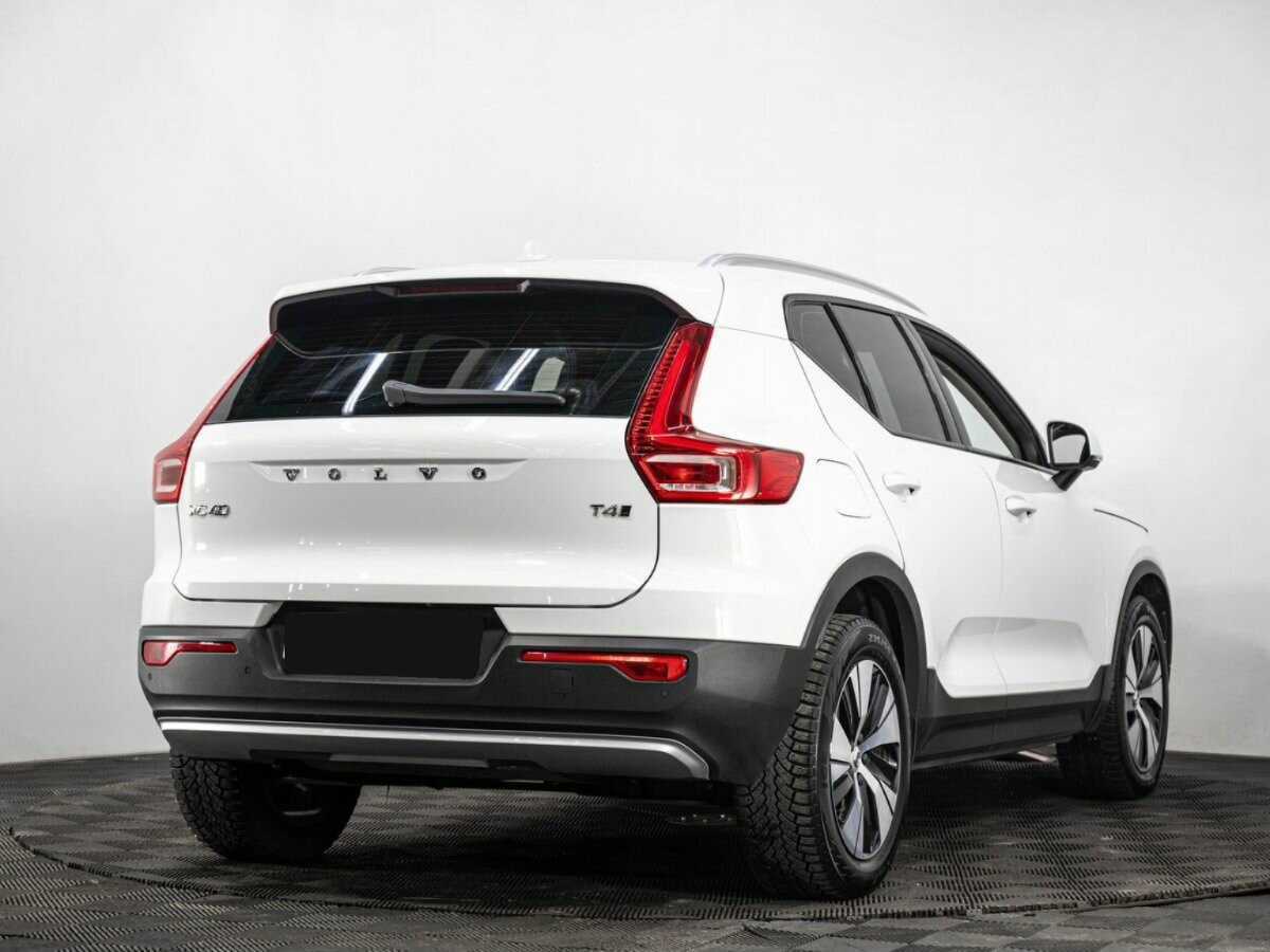 Volvo XC40 2020 года с пробегом. Фото: #3
