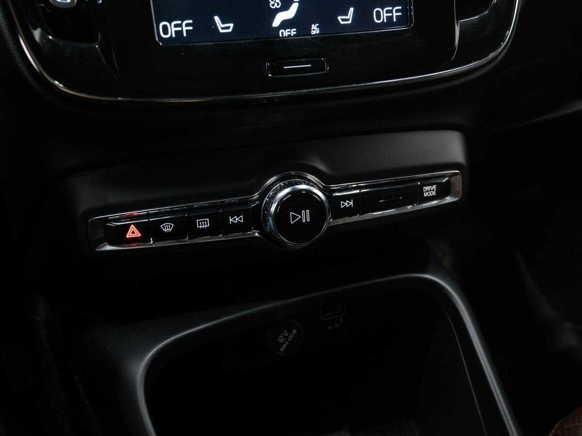 Volvo XC40 2020 года с пробегом. Фото: #17