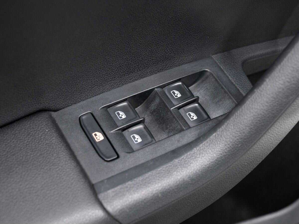 Б/У Шкода Октавия 2019 года. Фото: #16