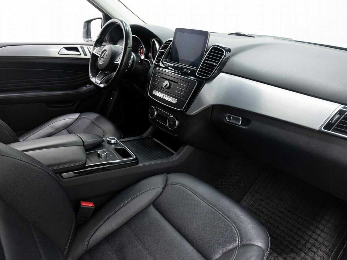 Mercedes-Benz GLE 2018 года с пробегом. Фото: #12