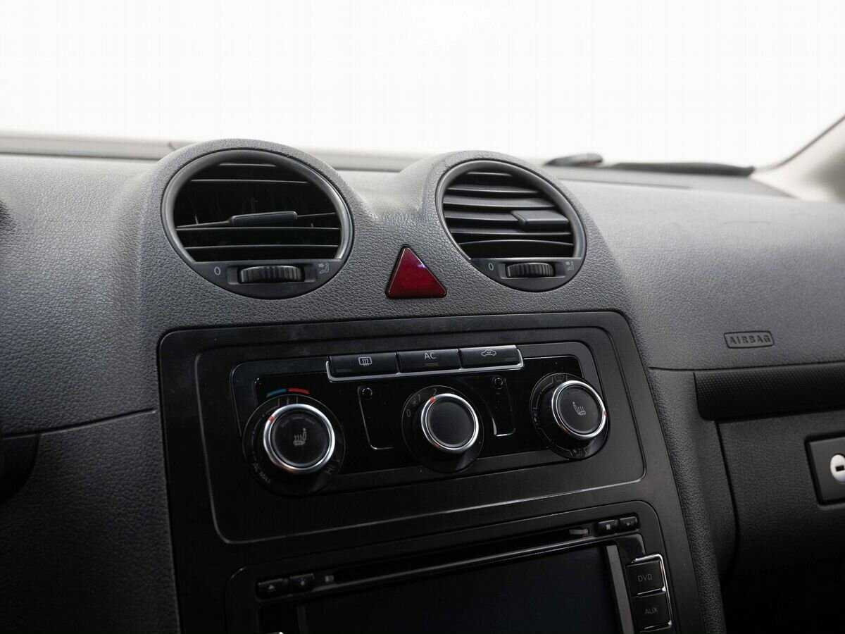 Volkswagen Caddy 2011 года с пробегом. Фото: #16