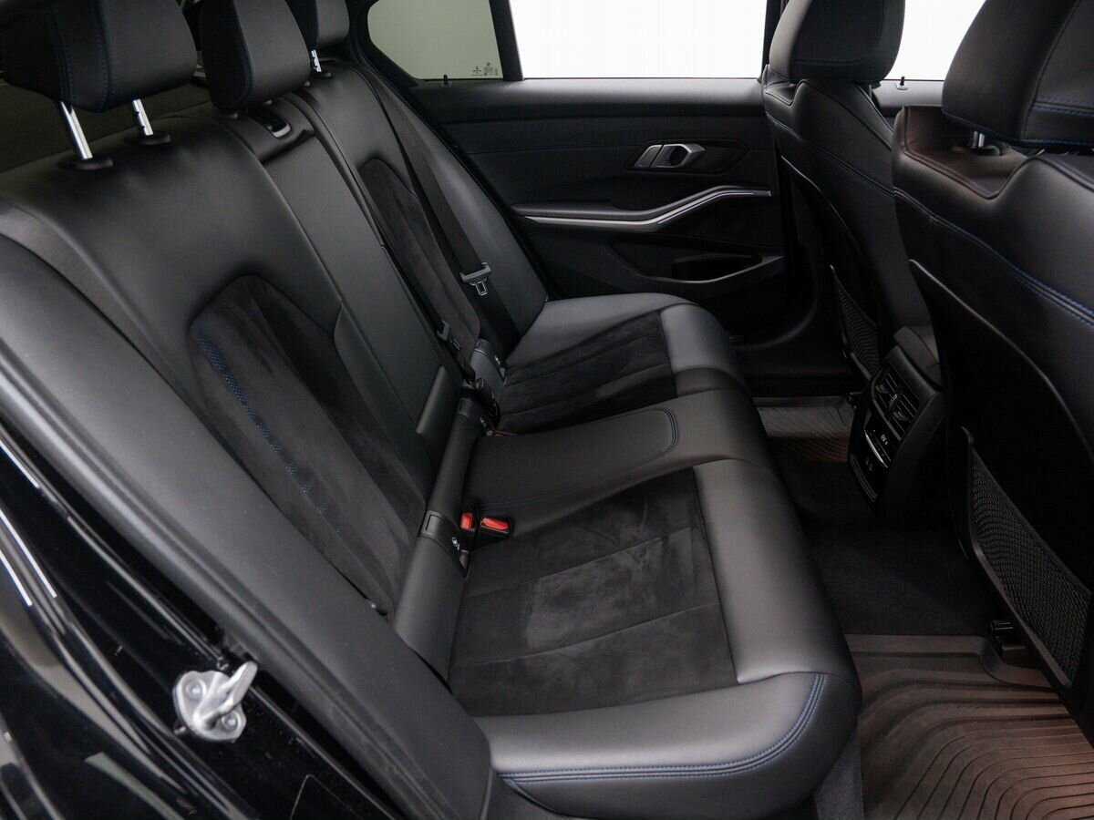 BMW 3 серии 2020 года с пробегом. Фото: #12