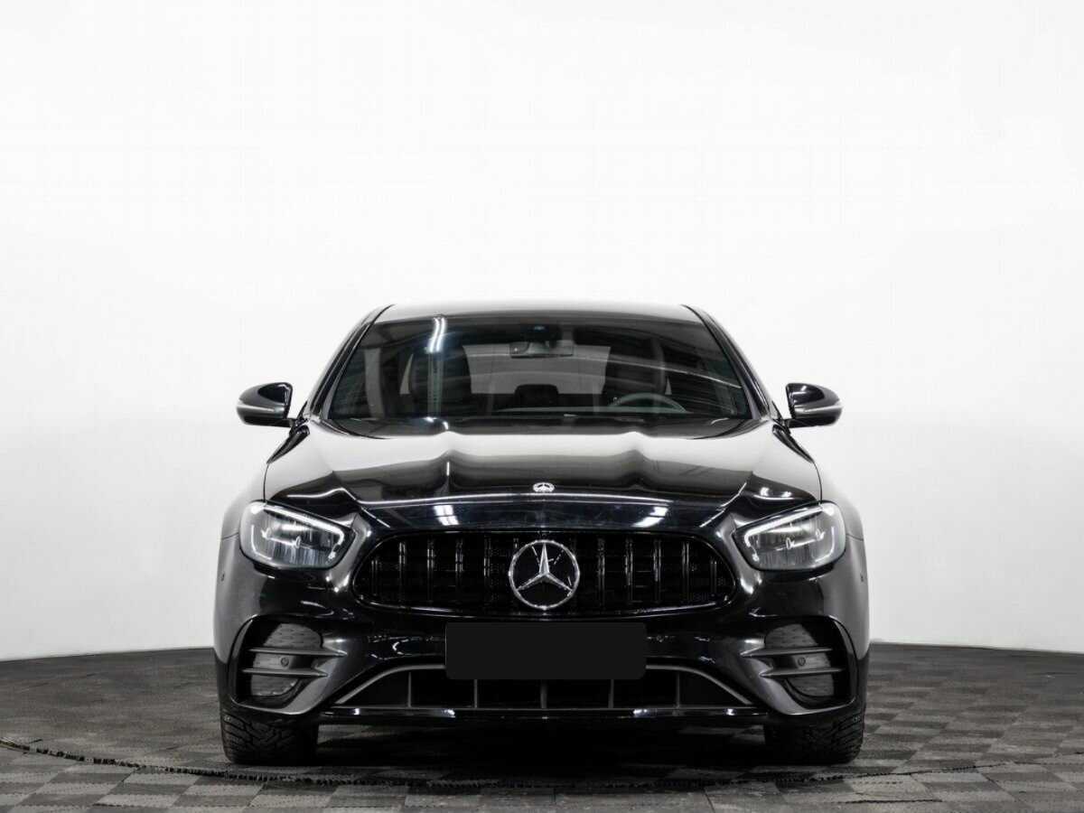 Mercedes-Benz E-Класс 2021 года с пробегом. Фото: #1