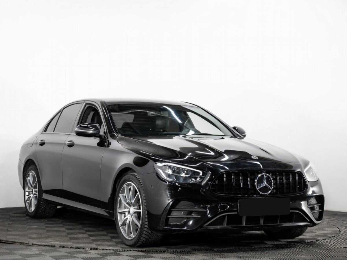 Mercedes-Benz E-Класс 2021 года с пробегом. Фото: #2