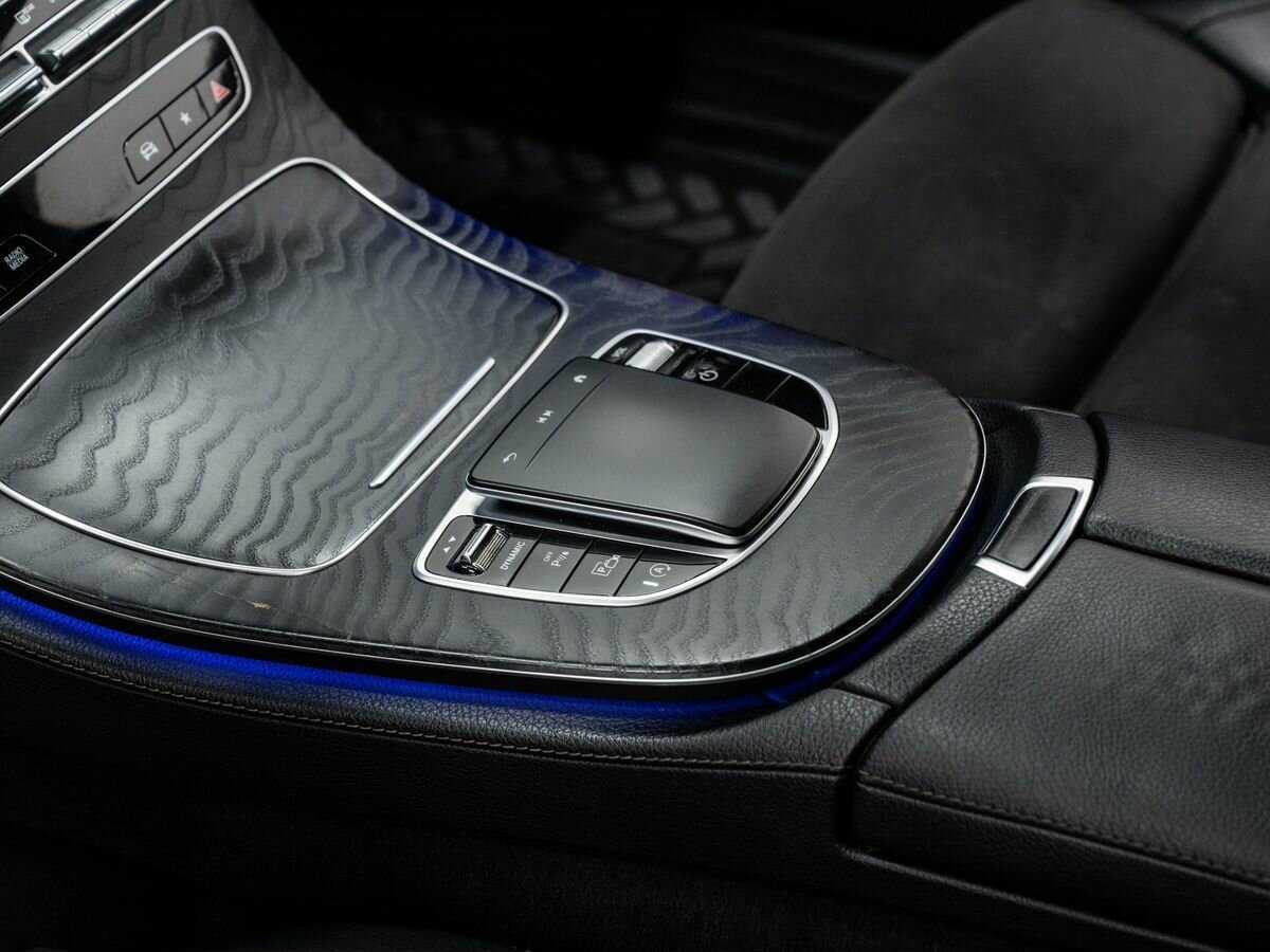 Mercedes-Benz E-Класс 2021 года с пробегом. Фото: #16