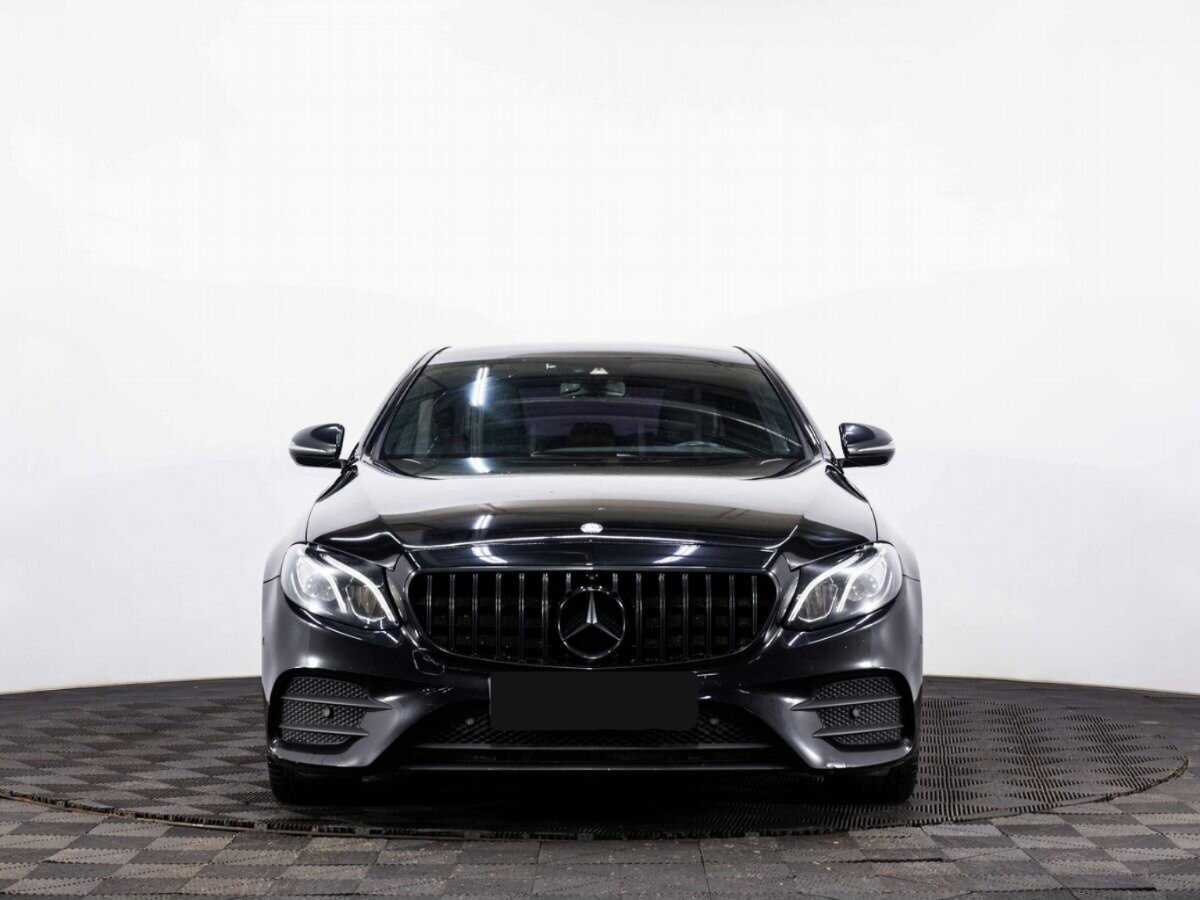 Mercedes-Benz E-Класс 2016 года с пробегом. Фото: #1