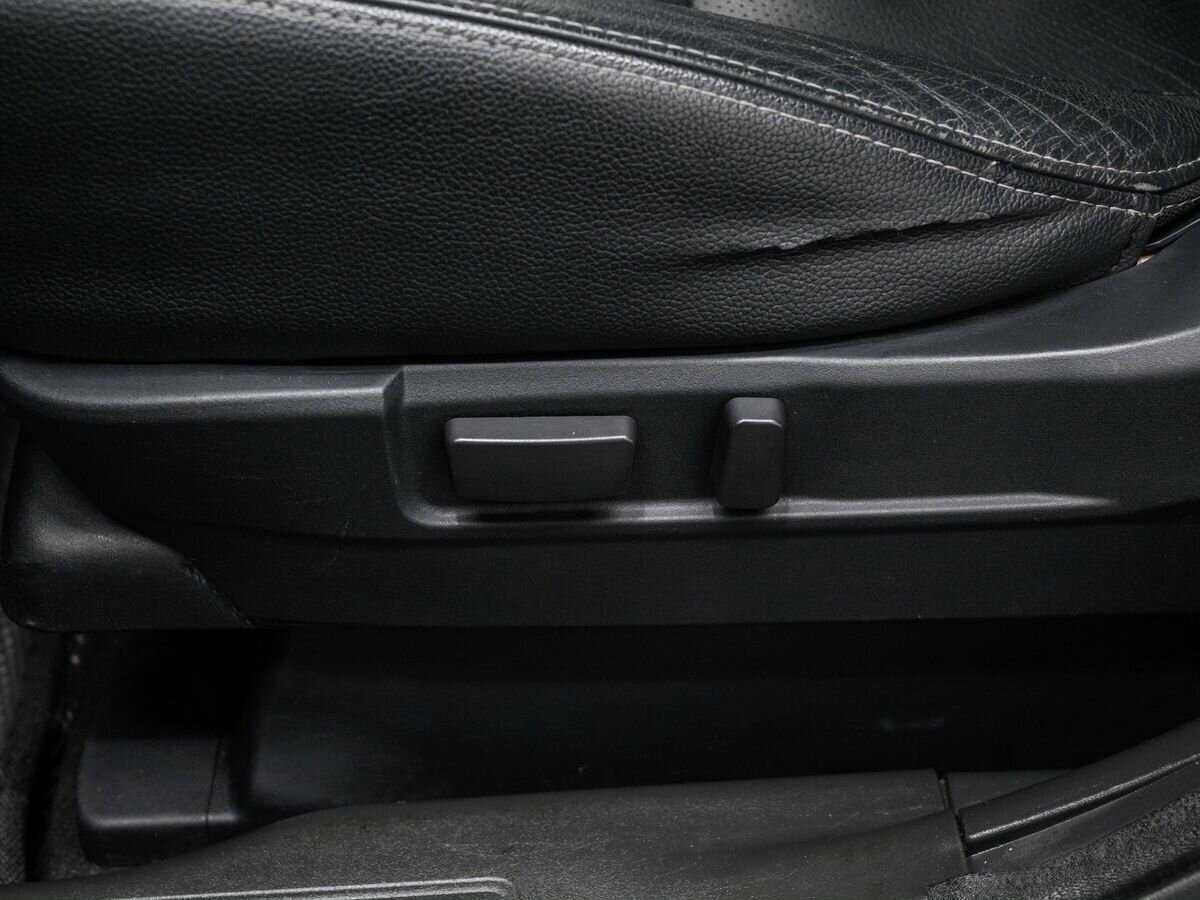 Б/У Митсубиши Оутлэндер 2017 года. Фото: #15