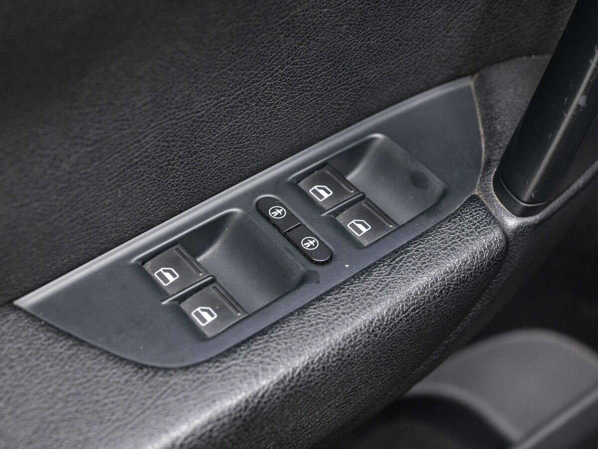 Volkswagen Touareg 2011 года с пробегом. Фото: #23