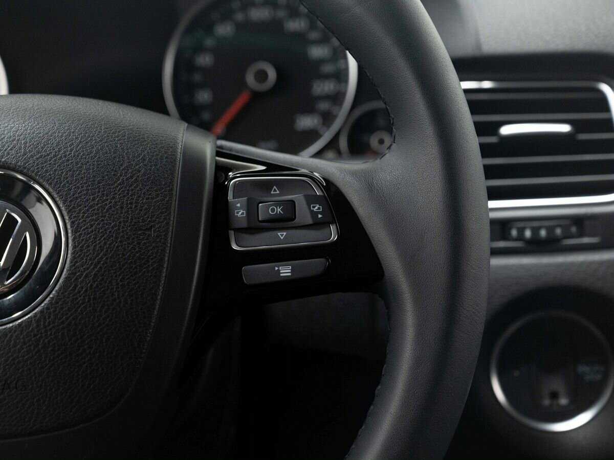 Volkswagen Touareg 2011 года с пробегом. Фото: #17