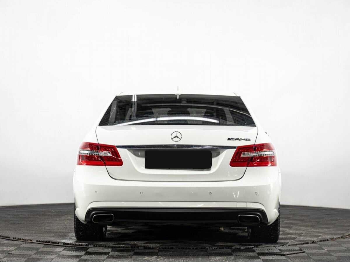 Mercedes-Benz E-Класс 2011 года с пробегом. Фото: #4