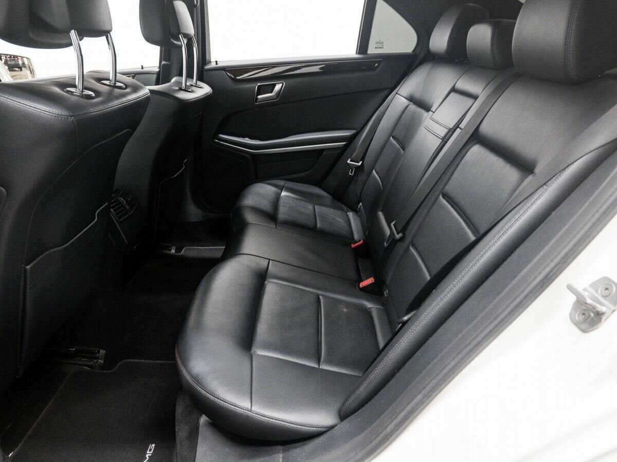 Mercedes-Benz E-Класс 2011 года с пробегом. Фото: #12