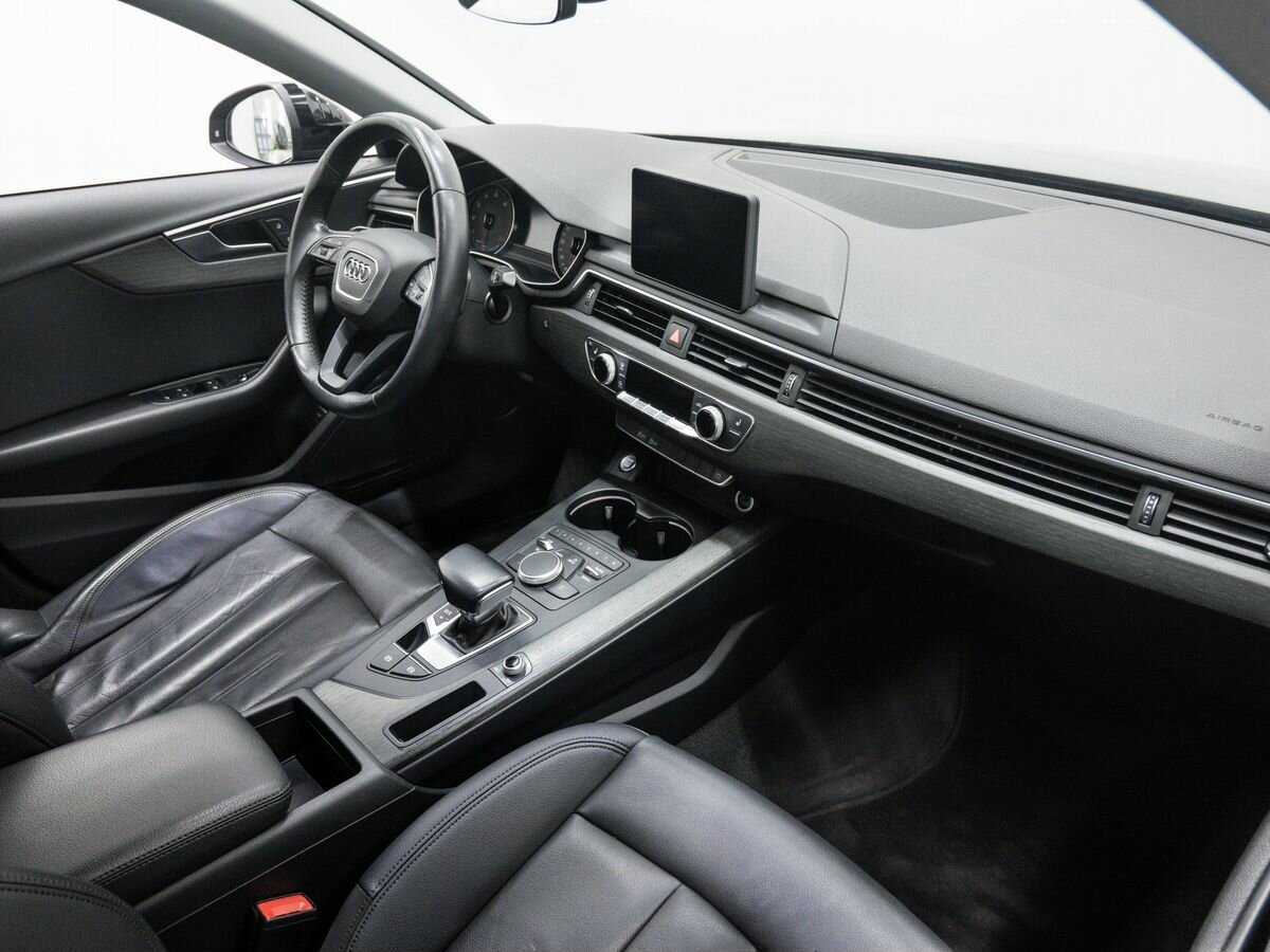 Audi A4 2018 года с пробегом. Фото: #7