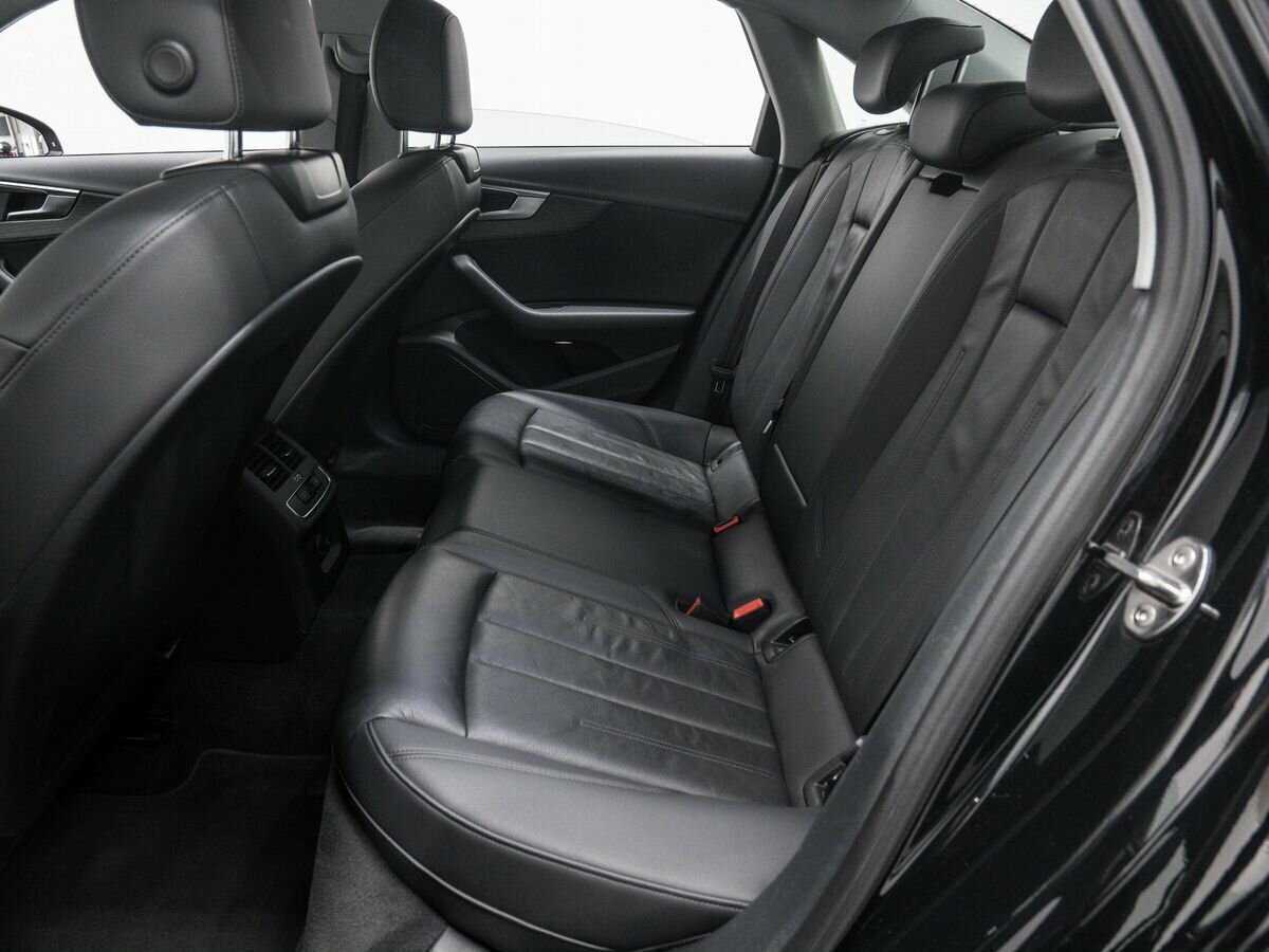 Audi A4 2018 года с пробегом. Фото: #12