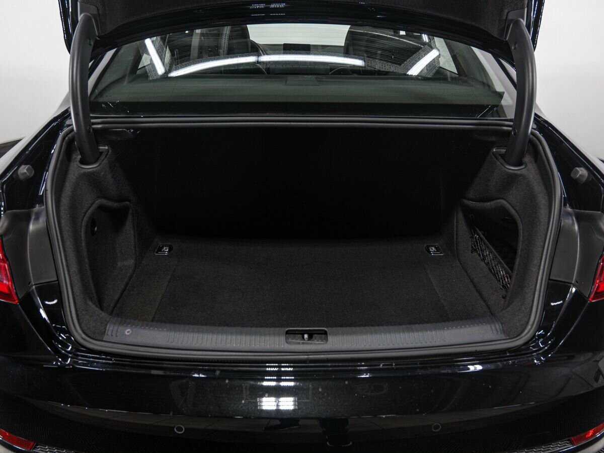 Audi A4 2018 года с пробегом. Фото: #23