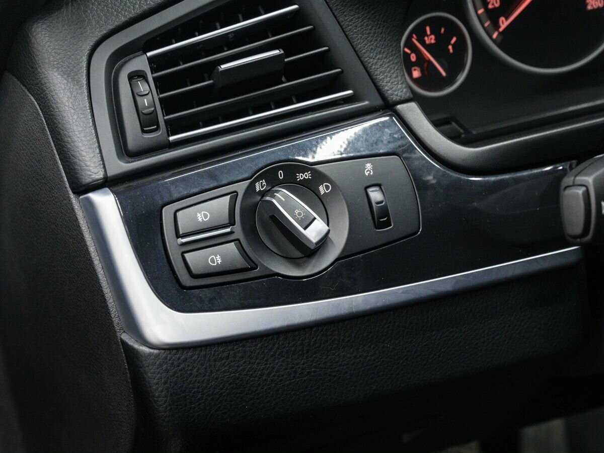 BMW 5 серии 2011 года с пробегом. Фото: #15