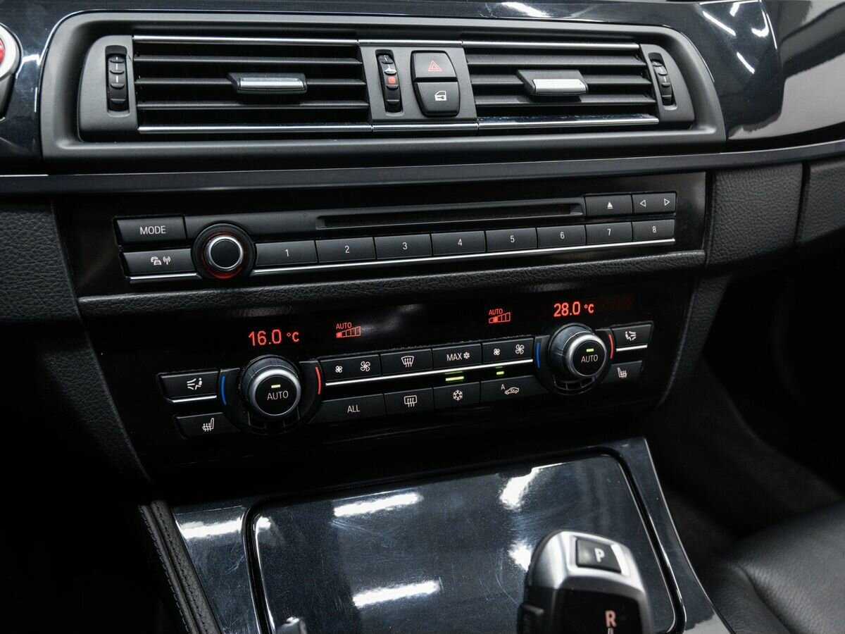 BMW 5 серии 2011 года с пробегом. Фото: #18