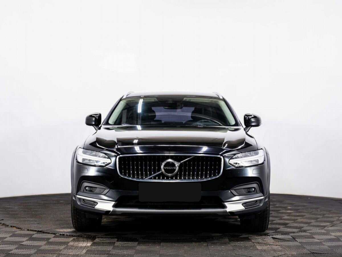 Volvo V90 Cross Country 2020 года с пробегом. Фото: #1