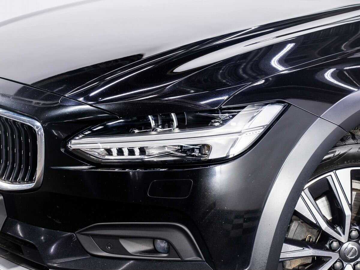 Volvo V90 Cross Country 2020 года с пробегом. Фото: #6
