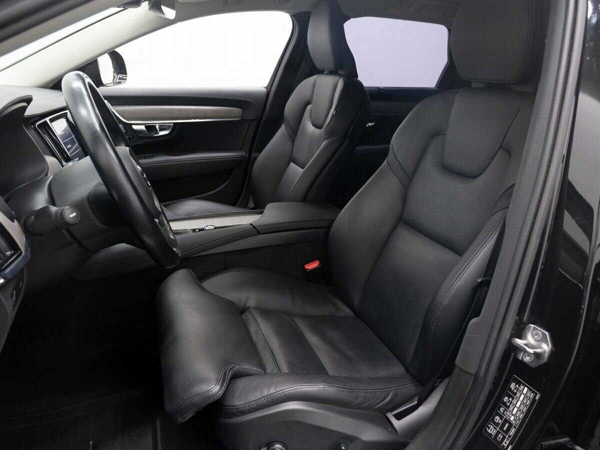 Volvo V90 Cross Country 2020 года с пробегом. Фото: #8