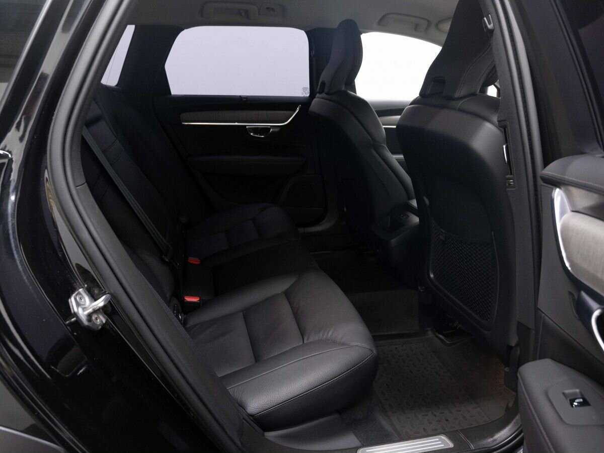 Volvo V90 Cross Country 2020 года с пробегом. Фото: #10