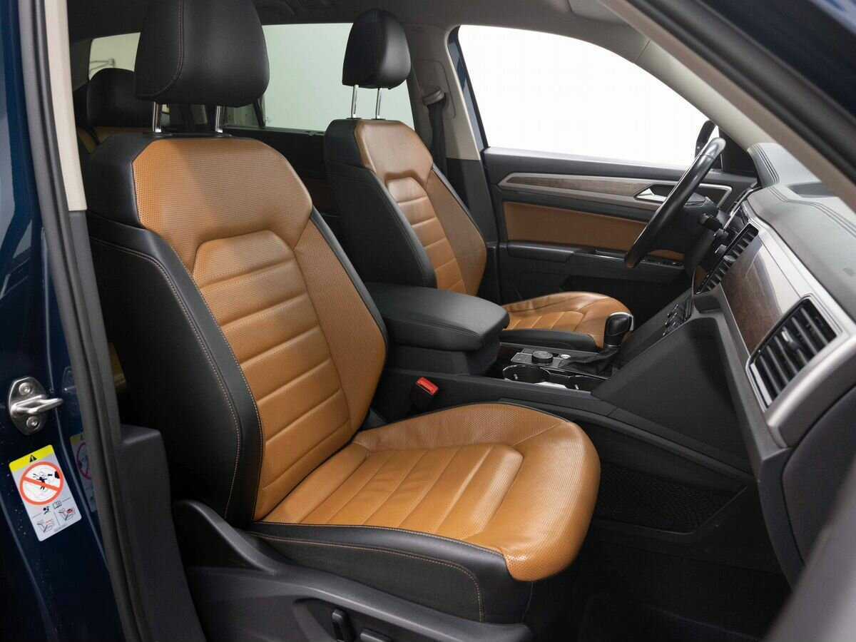 Volkswagen Teramont 2018 года с пробегом. Фото: #10