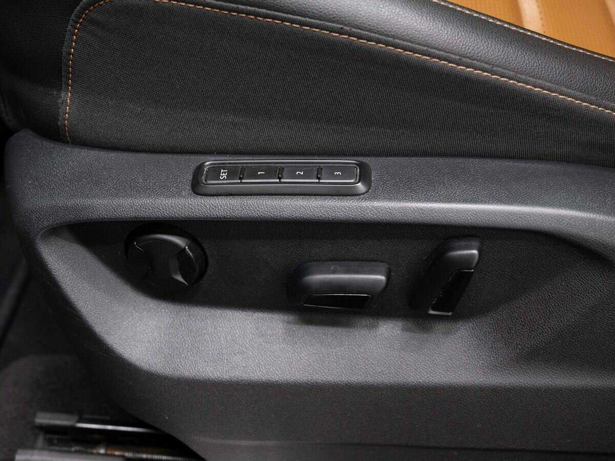 Volkswagen Teramont 2018 года с пробегом. Фото: #17