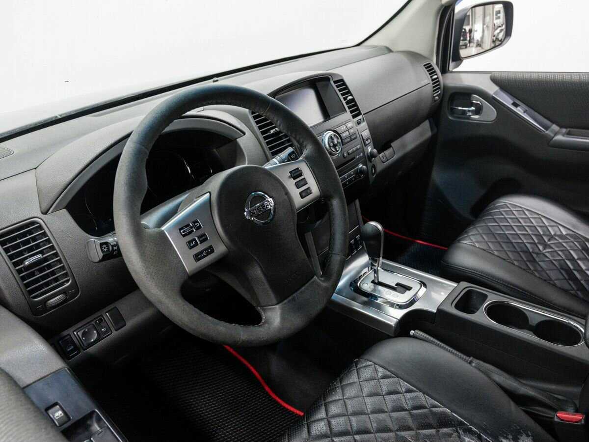 Nissan Pathfinder 2011 года с пробегом. Фото: #10