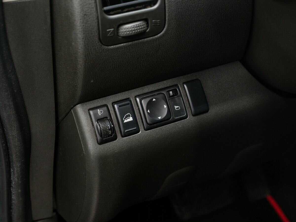 Nissan Pathfinder 2011 года с пробегом. Фото: #12