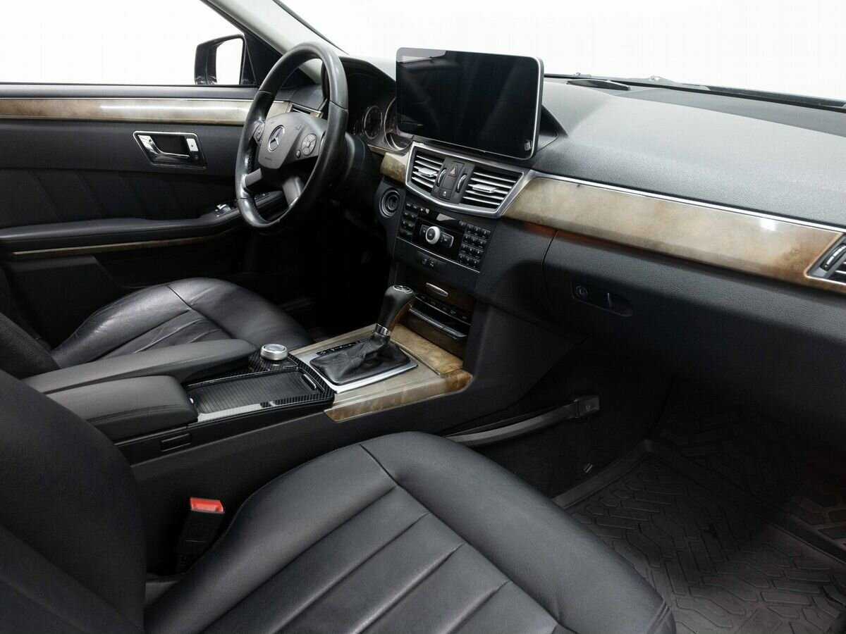 Mercedes-Benz E-Класс 2009 года с пробегом. Фото: #10