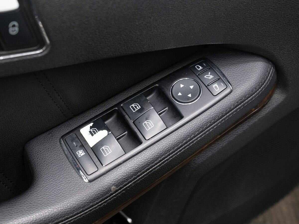 Mercedes-Benz E-Класс 2009 года с пробегом. Фото: #16