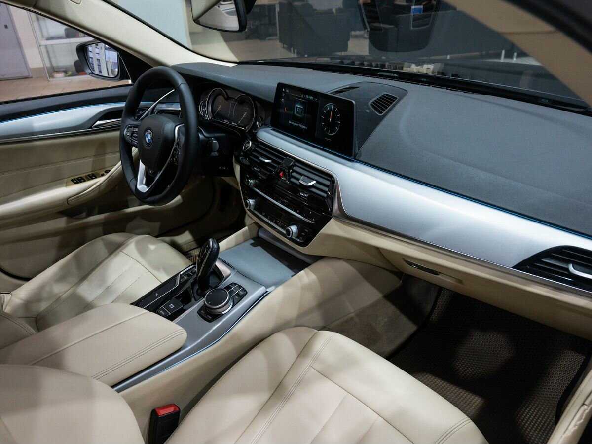 BMW 5 серии 2017 года с пробегом. Фото: #6