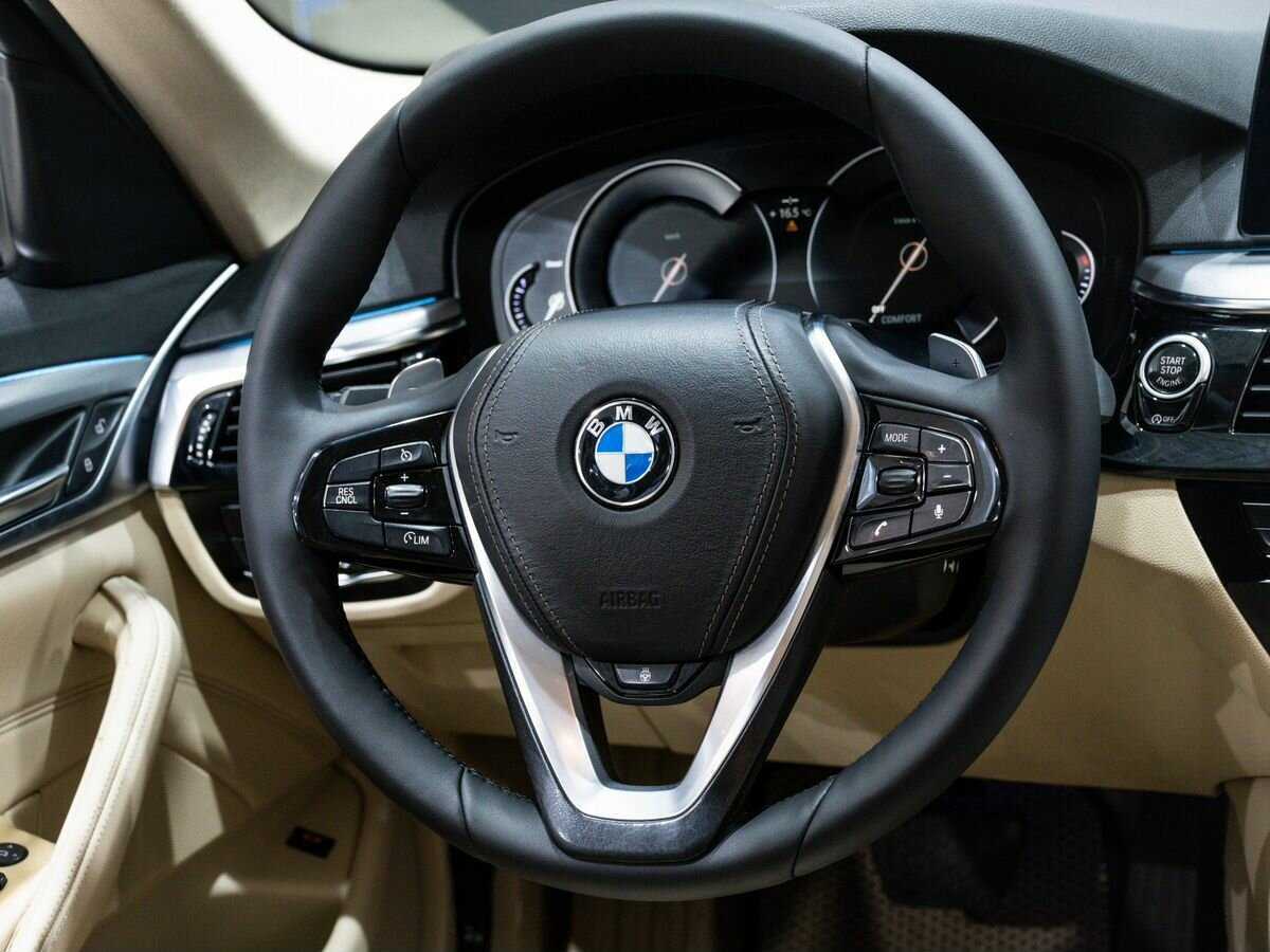 BMW 5 серии 2017 года с пробегом. Фото: #10