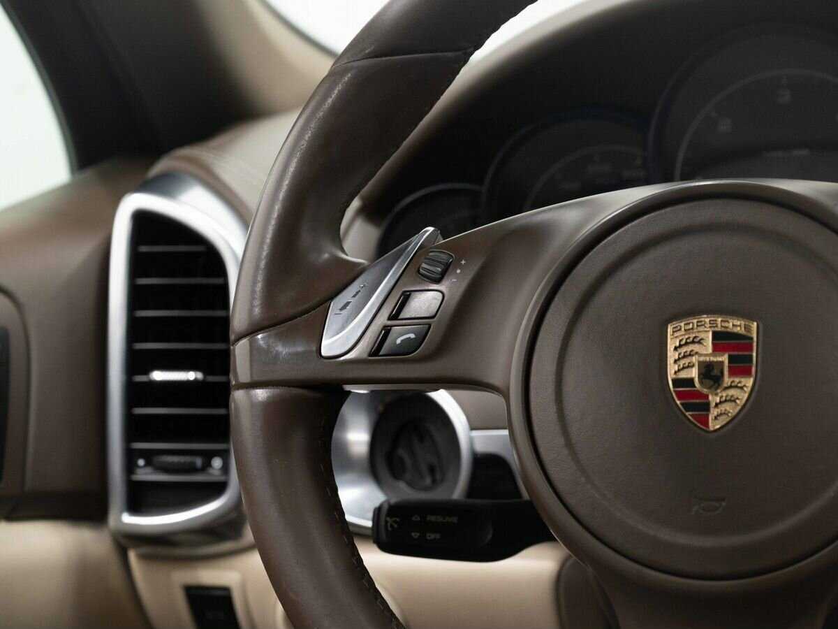 Porsche Cayenne 2011 года с пробегом. Фото: #18