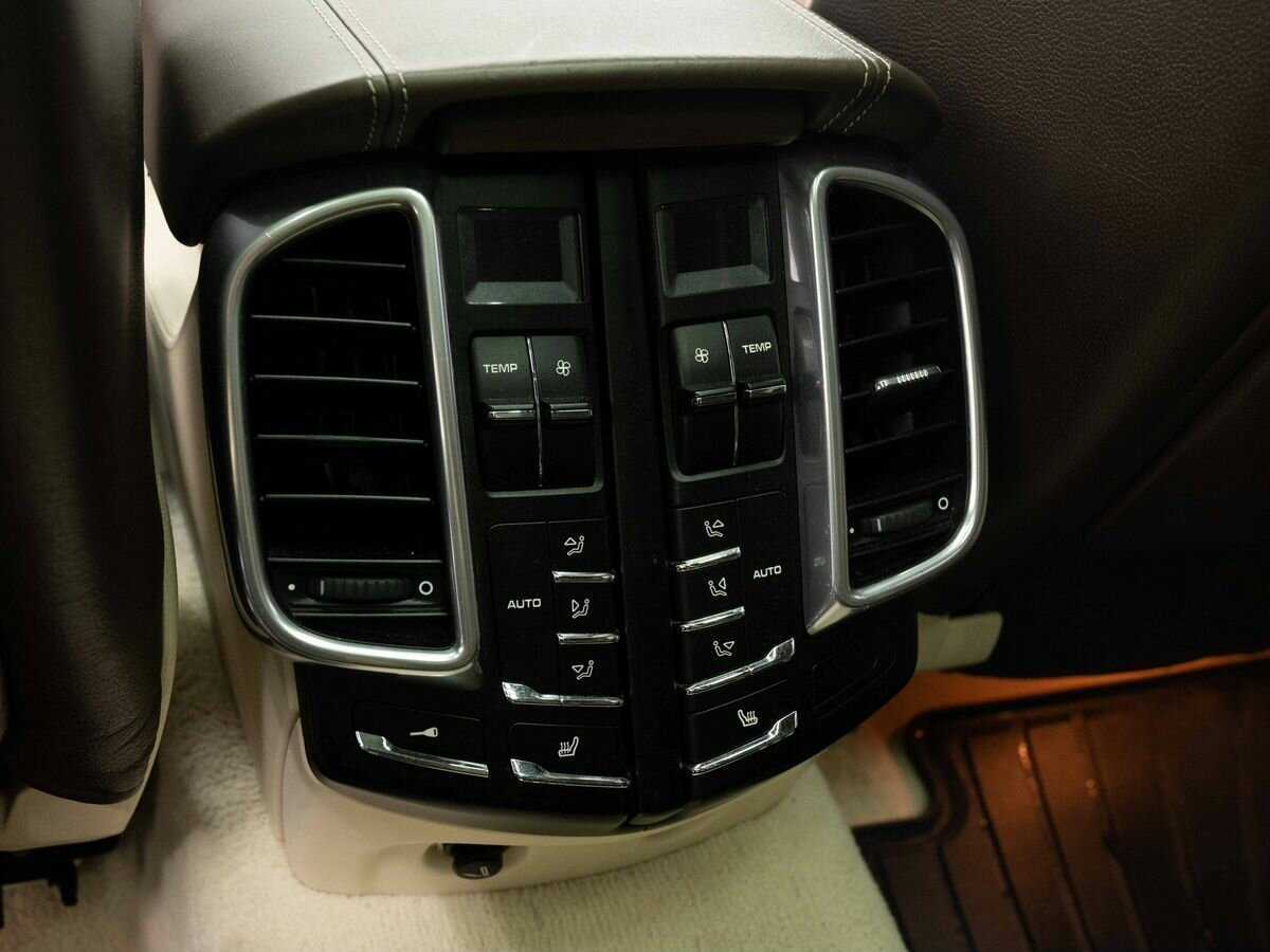 Porsche Cayenne 2011 года с пробегом. Фото: #21