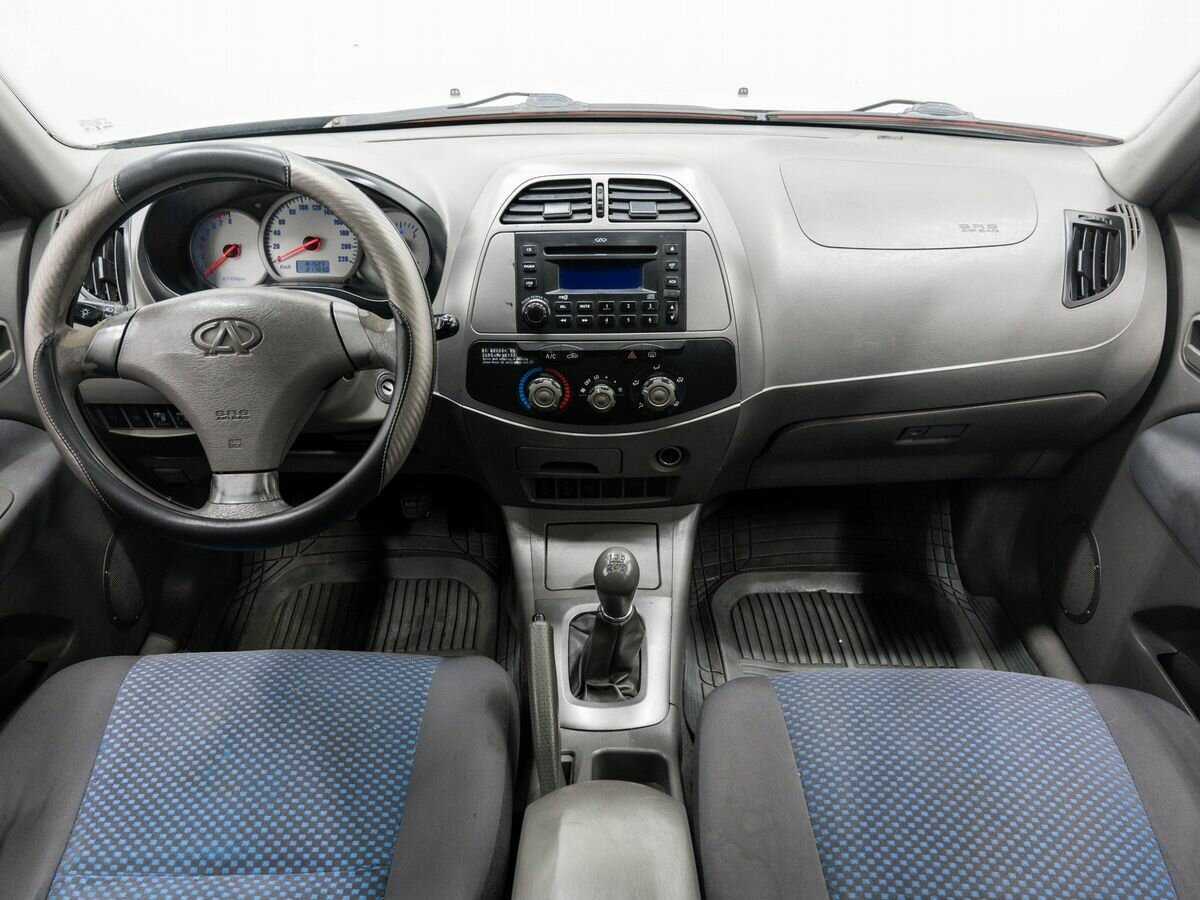 Chery Tiggo (T11) 2011 года с пробегом. Фото: #9