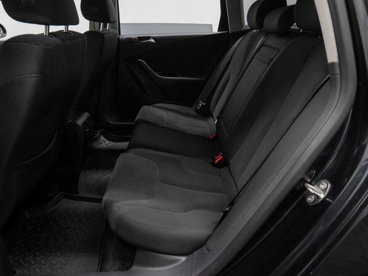 Volkswagen Passat 2010 года с пробегом. Фото: #11