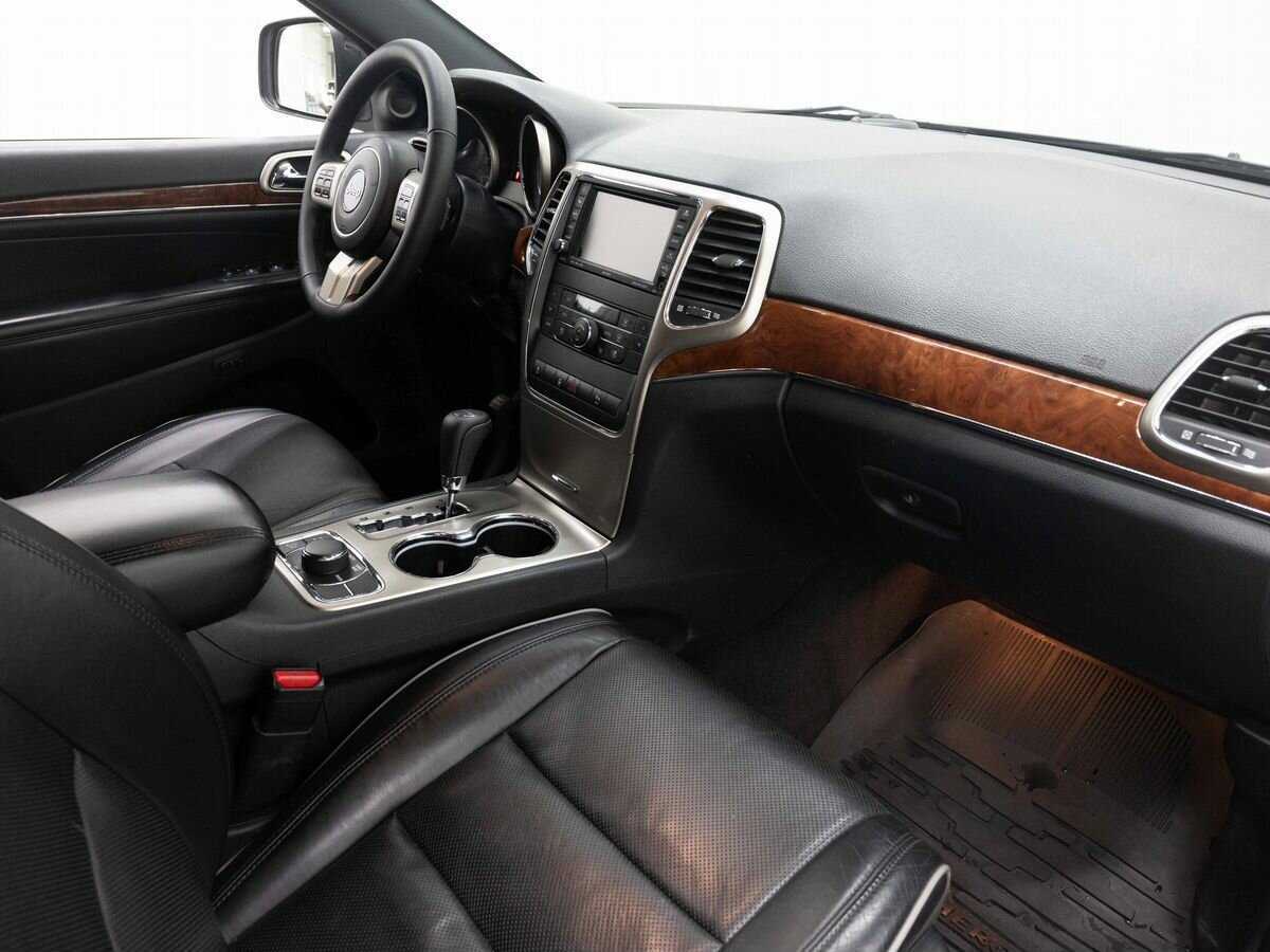 Jeep Grand Cherokee 2010 года с пробегом. Фото: #12
