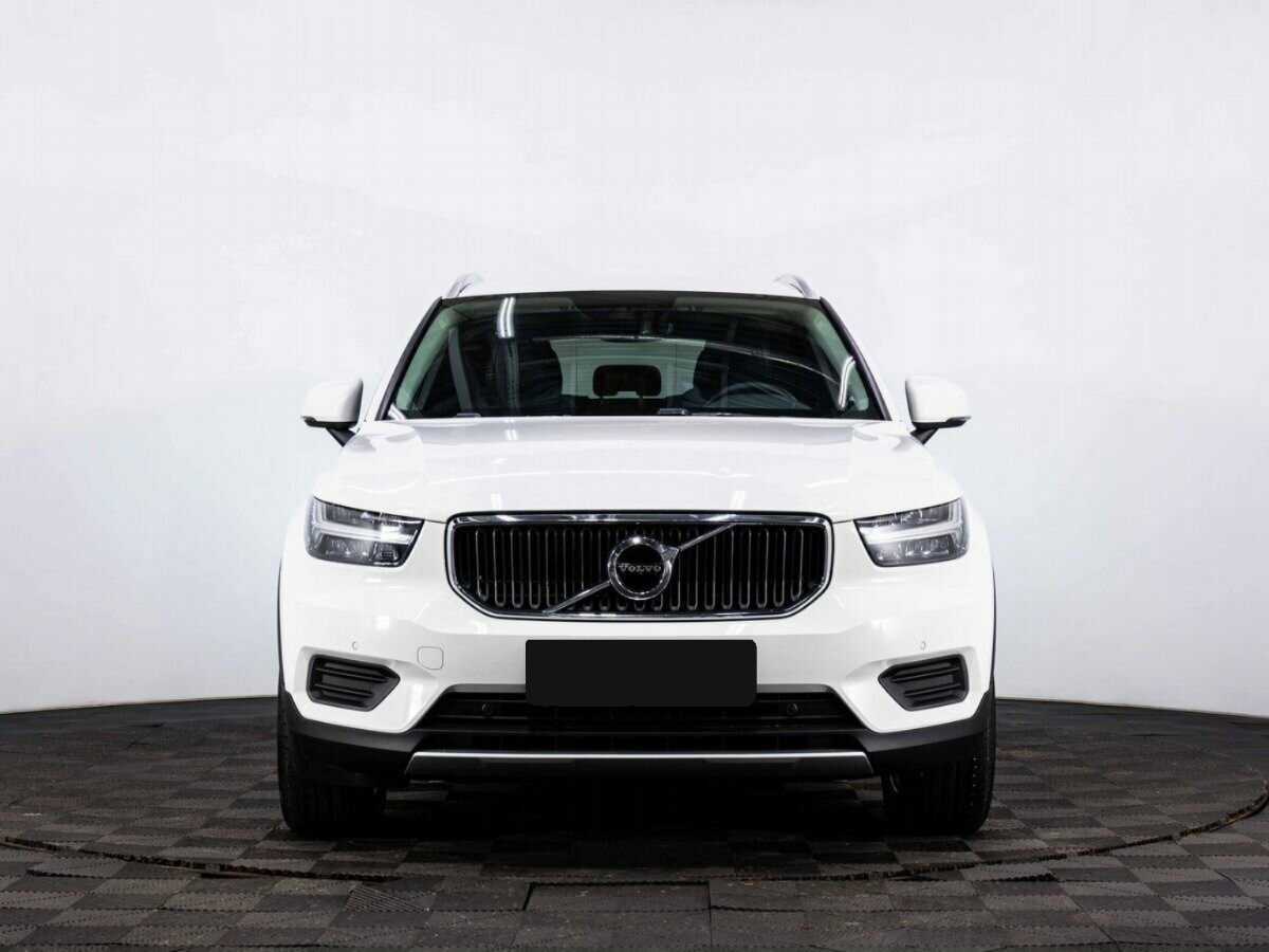 Volvo XC40 2018 года с пробегом. Фото: #1