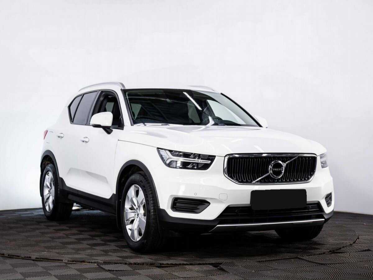 Volvo XC40 2018 года с пробегом. Фото: #2