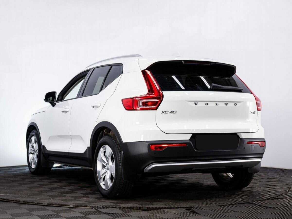 Volvo XC40 2018 года с пробегом. Фото: #3