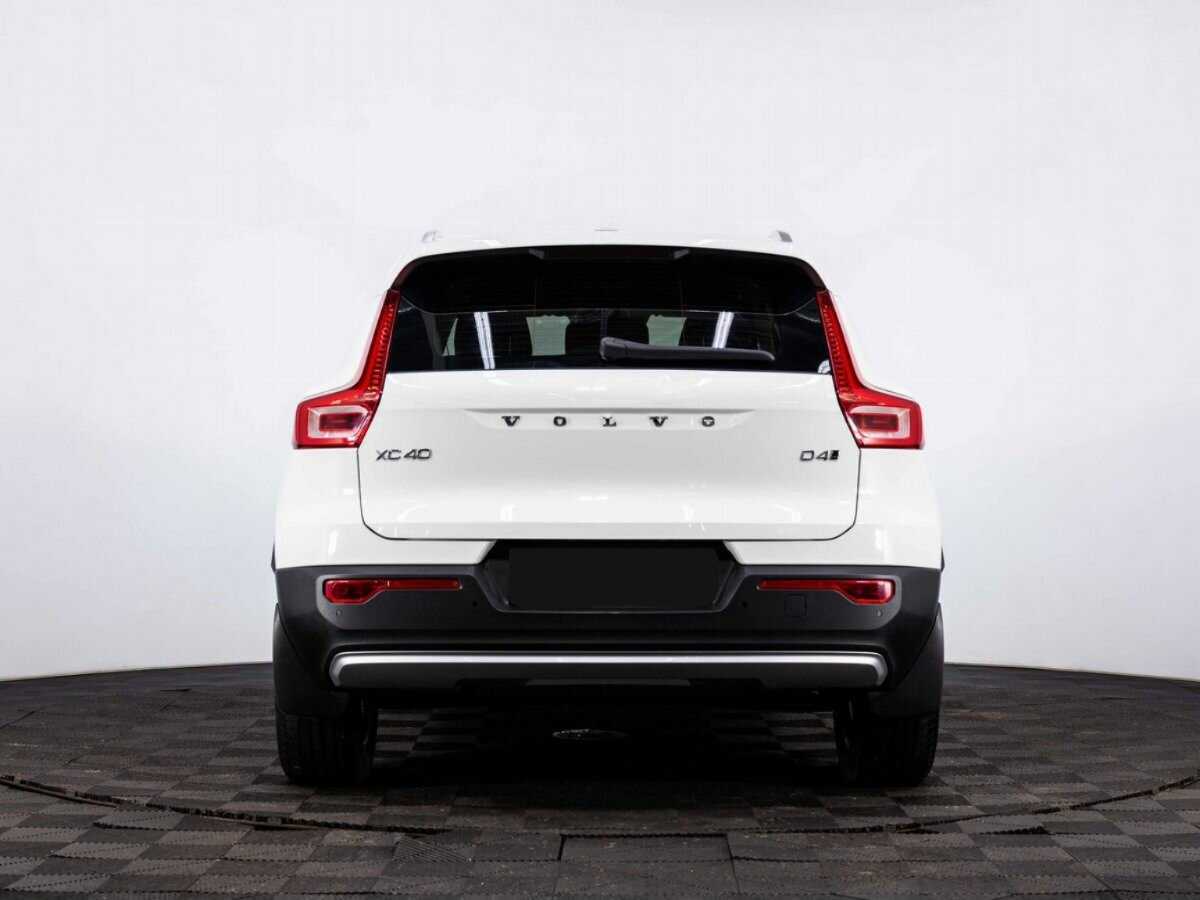 Volvo XC40 2018 года с пробегом. Фото: #4