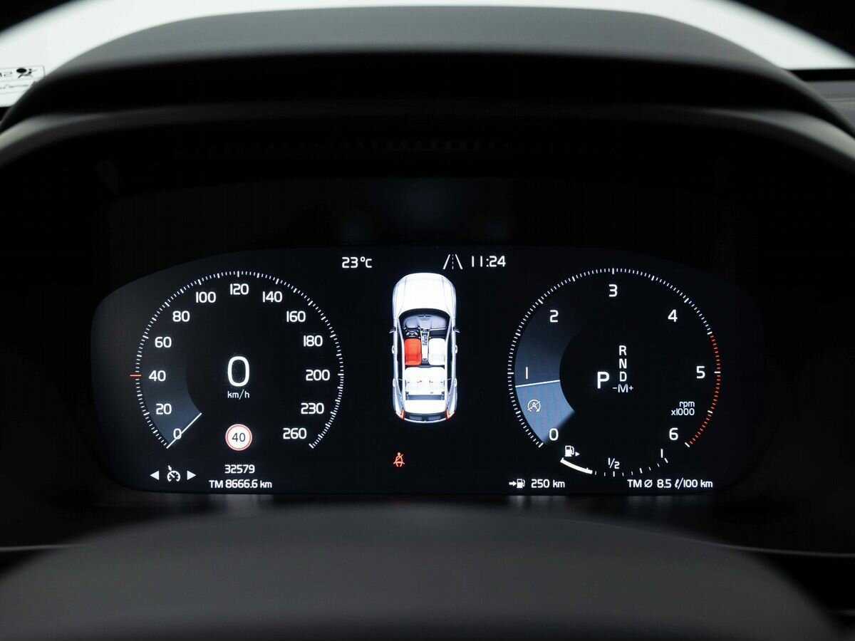 Volvo XC40 2018 года с пробегом. Фото: #18