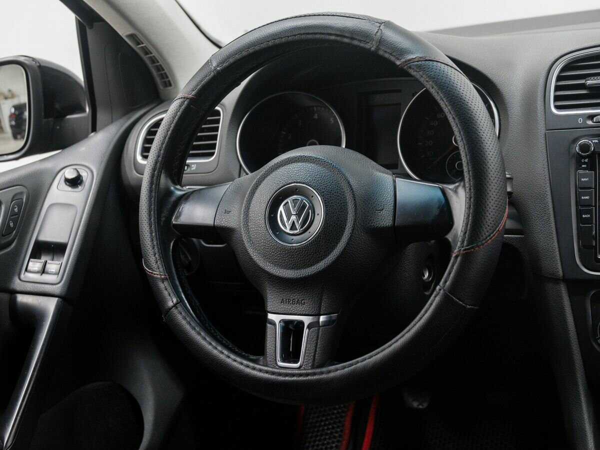 Volkswagen Golf 2009 года с пробегом. Фото: #11