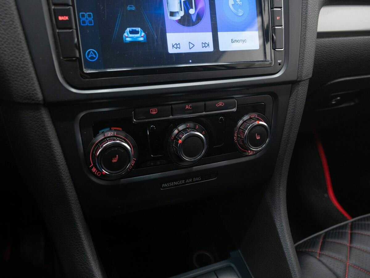 Volkswagen Golf 2009 года с пробегом. Фото: #17