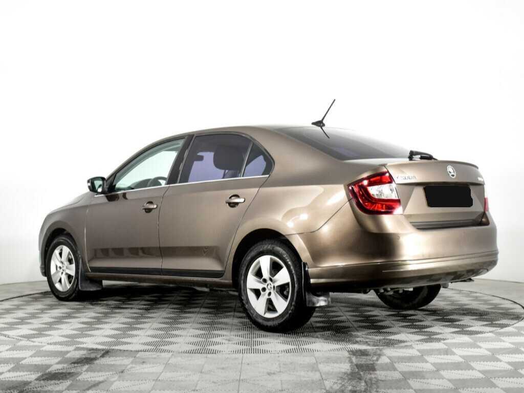 Б/У Шкода Рапид 2017 года. Фото: #6