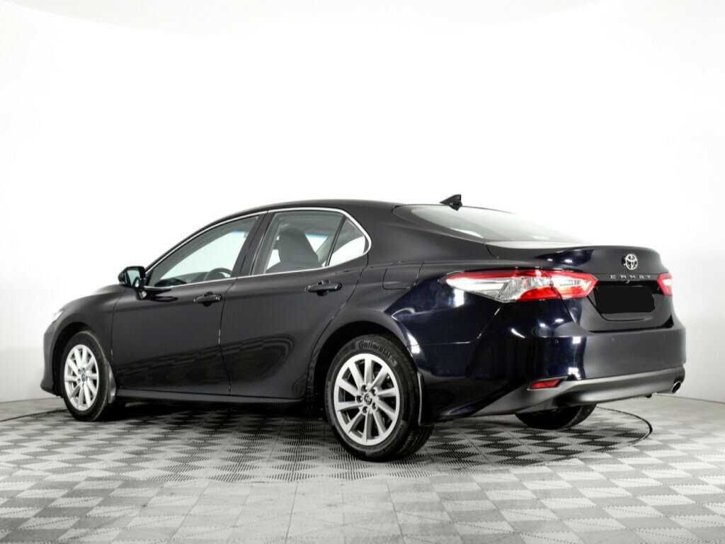Toyota Camry 2021 года с пробегом. Фото: #6