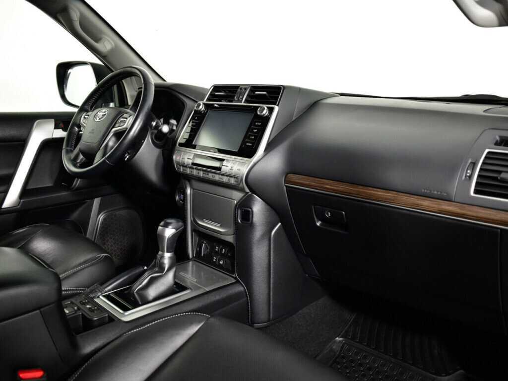 Toyota Land Cruiser Prado 2018 года с пробегом. Фото: #6