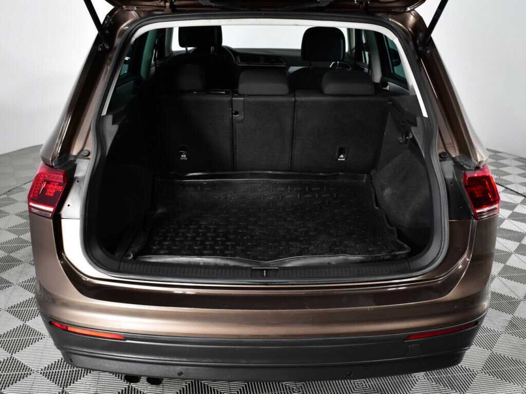 Volkswagen Tiguan 2017 года с пробегом. Фото: #11